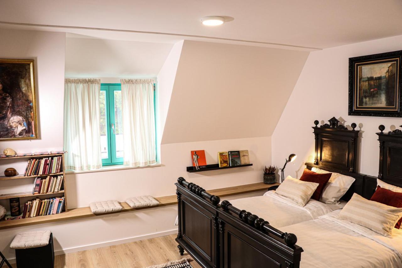 Legat Kuca Za Odmor Hotel Pale Eksteriør billede
